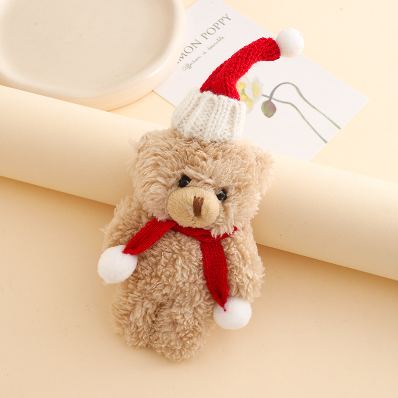 かわいいクリスマスをテーマにしたクマのキーホルダーぬいぐるみ - Car Accessories Xmas Gifts のレビューと価格